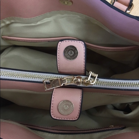 Textured Tote Handbag with Shoulder Strap NWT - Picture 3 of 4